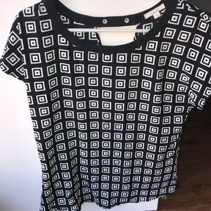 NWOT Patterned Blouse
